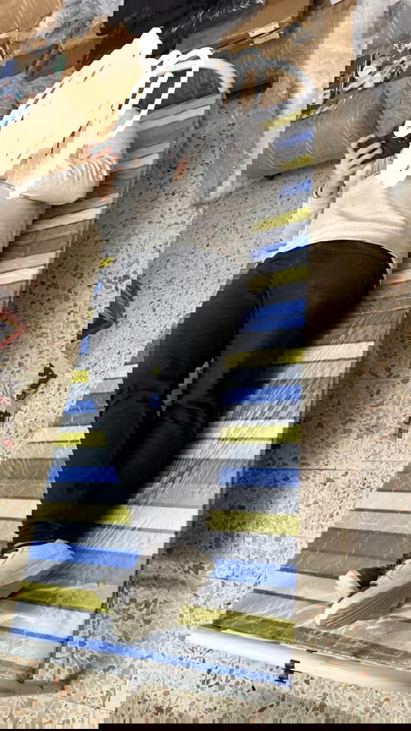 سرير حديد أبيض قابل للطي Image 8 Preview