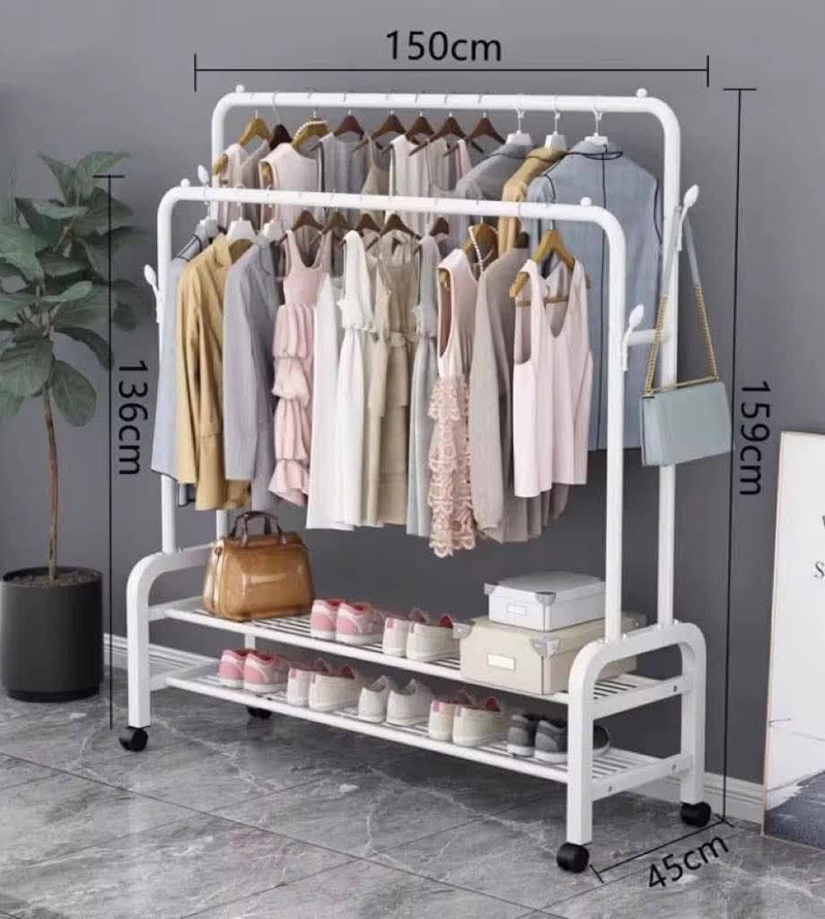 ستاند تعليق ملابس بتصميم حصري ورائع  Preview Image