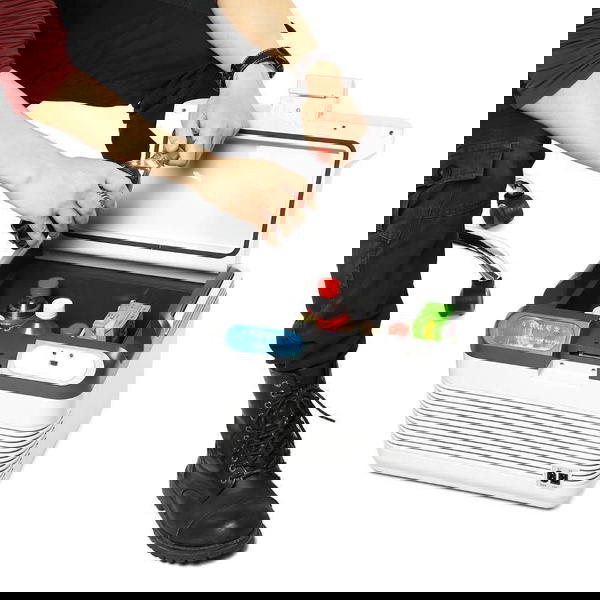 ثلاجة السيارة مع هدية مراية كاميرا سيارة امامية - السعة: 12 لتر Image 4 Preview