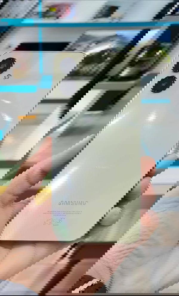 تلفون سامسونج A06 مع 2 هدايا Image 6 Preview