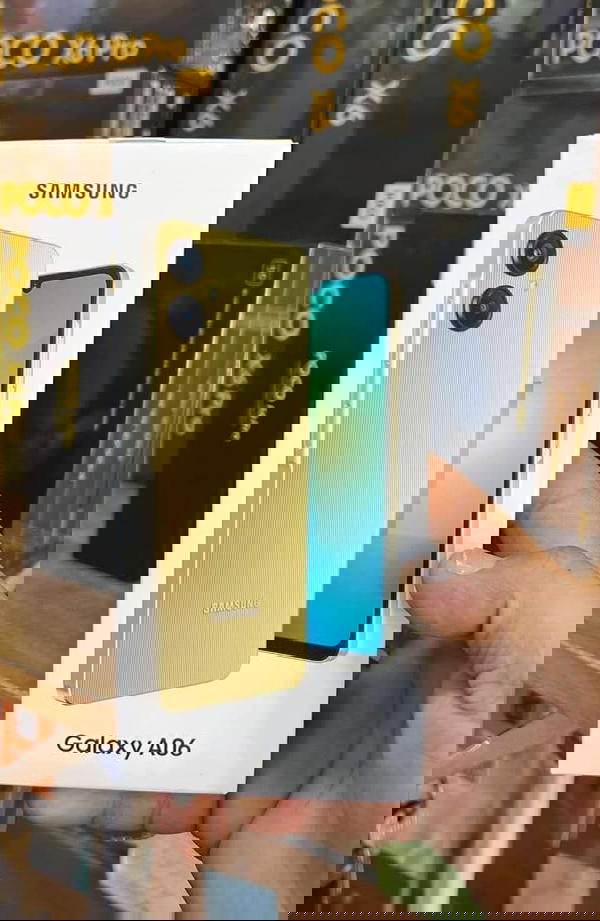 تلفون سامسونج A06 مع 2 هدايا باور بانك وعضمة شحن أصلية 25 واط Image 3 Preview