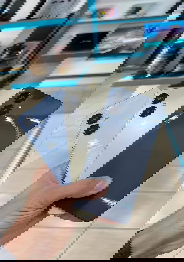 تلفون سامسونج A06 مع 2 هدايا باور بانك وعضمة شحن أصلية 25 واط Image 5 Preview