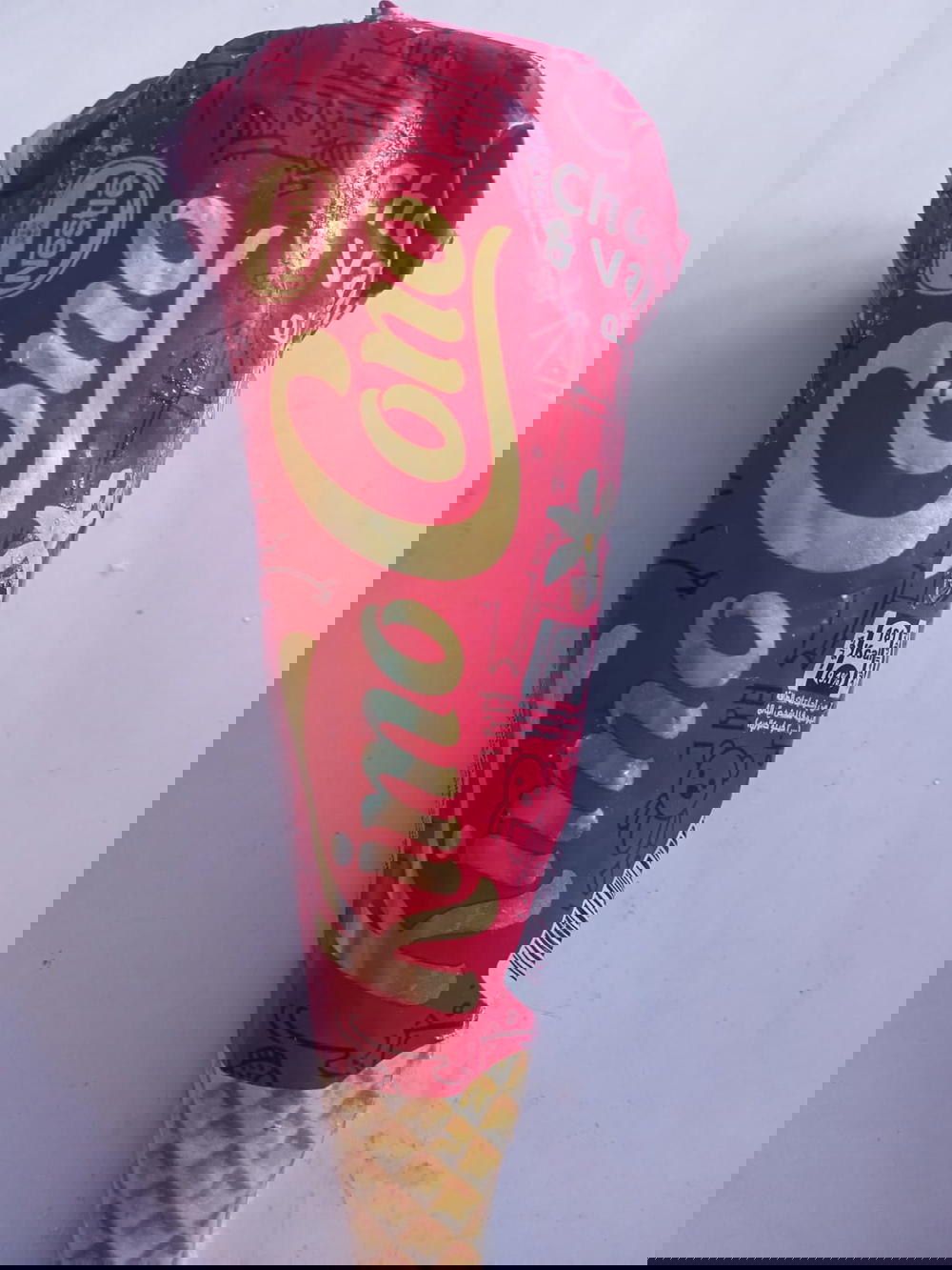 ايس كريم كيموكونو شيكولاتة وفانيليا Preview Image