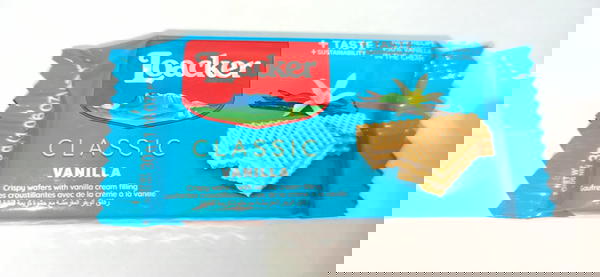 بسكويت لواكر كلاسيك فانيليا 30 جم Image 1 Preview