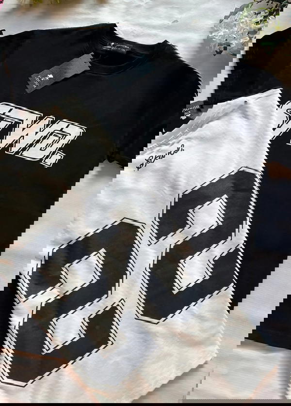 Over size print Image 6 Preview