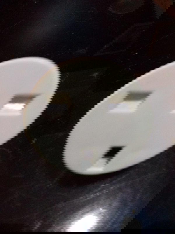 مشترك ثلاثى 10 امبير Image 1 Preview