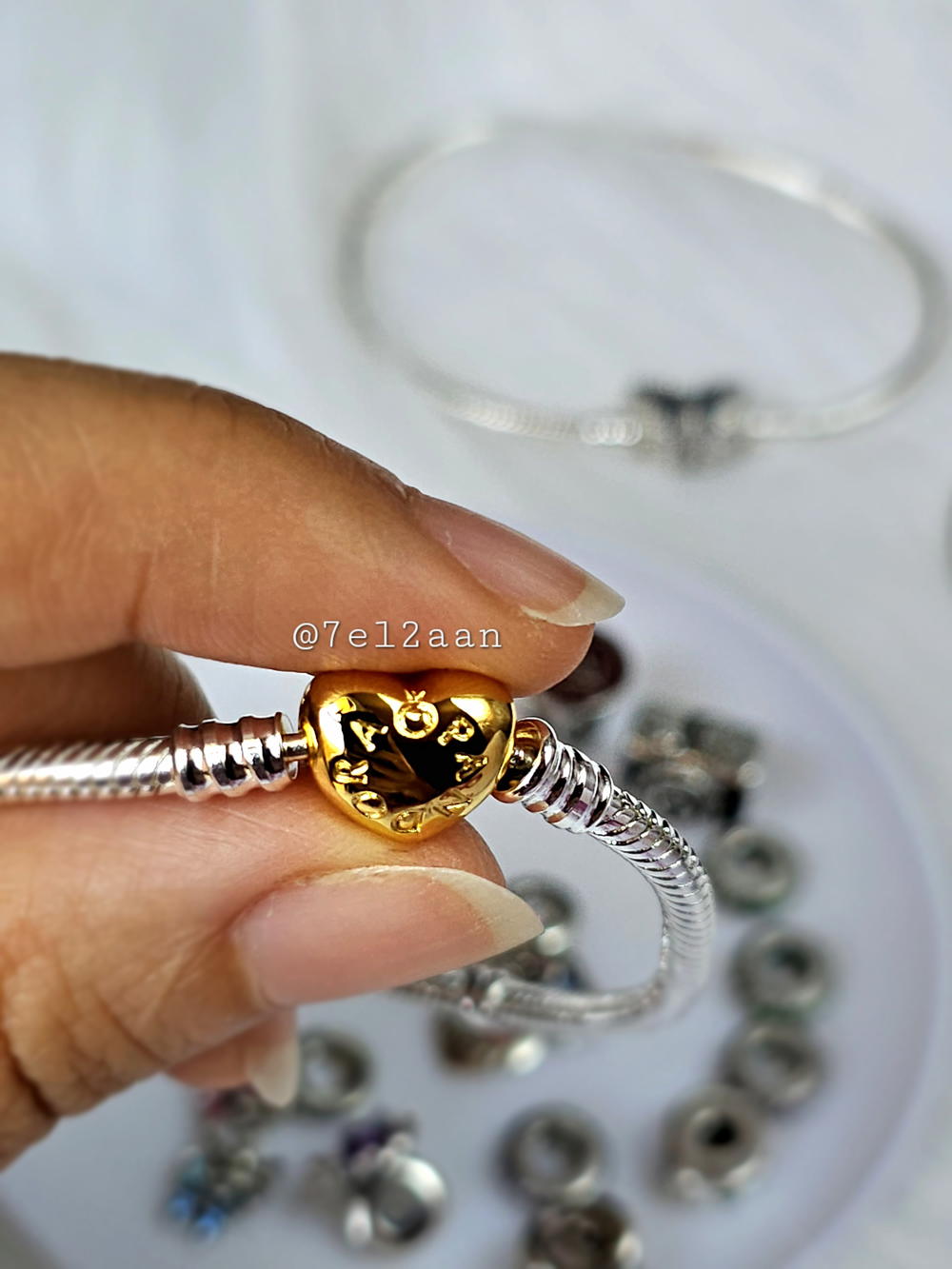اسورة قفل قلب دهبي باندورا()Golden heart Pandora bracelet Preview Image