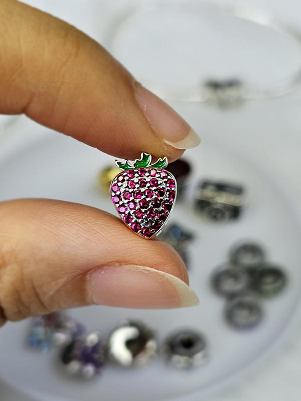 دلاية الفراولة() Strawberry charm Image 1 Preview