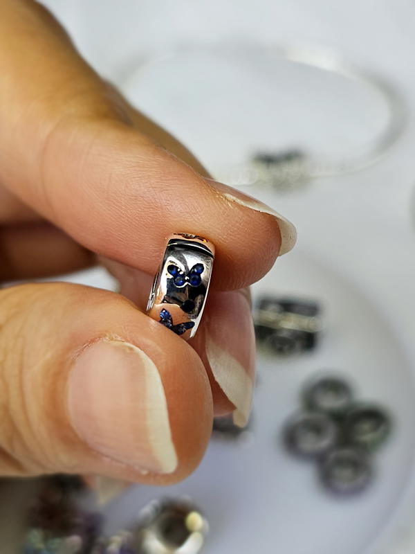 دلاية فراشات دائرية كلبس () Rounded clip butterflies charm Image 2 Preview
