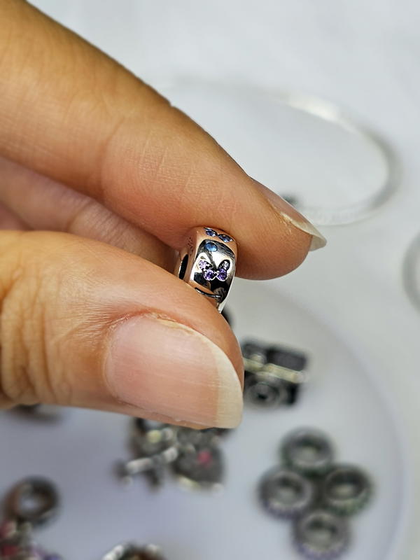 دلاية فراشات دائرية كلبس () Rounded clip butterflies charm Image 3 Preview
