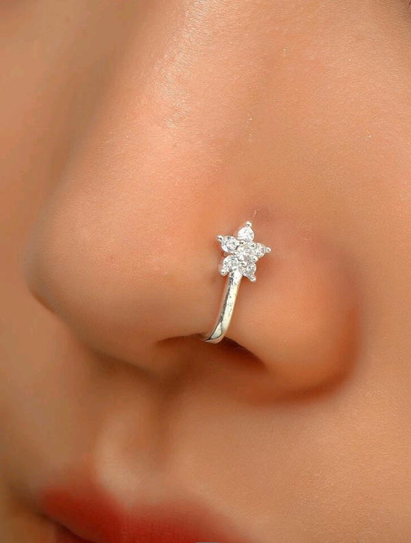 حلق انف نجمة (قطعة واحدة) (NR3) Star fake nose ring Image 2 Preview