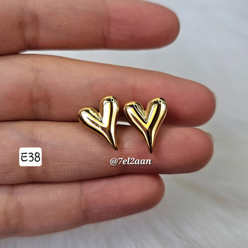 حلق قلب دهبي(E38) Golden heart earring Preview Image