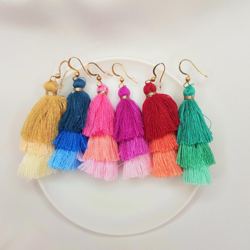 حلقان خيوط الوان مختلفة (E34,35,36,37) Tassel different colours earrings Preview Image