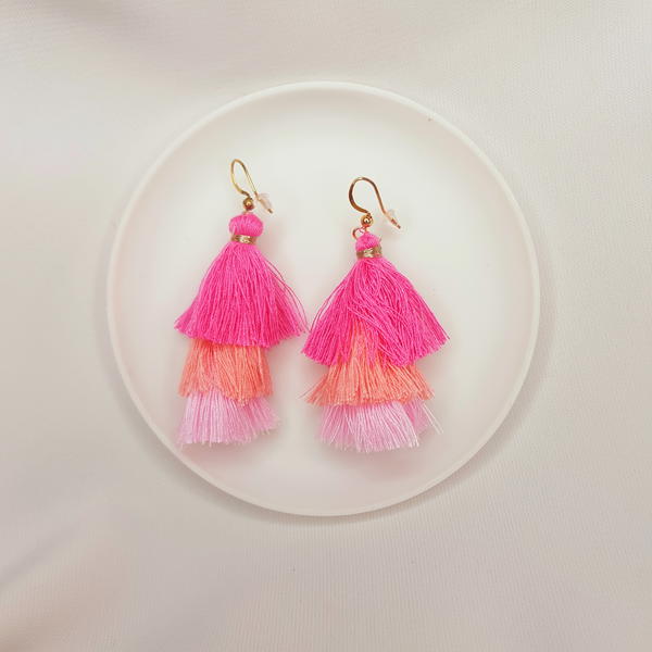 حلقان خيوط الوان مختلفة (E34,35,36,37) Tassel different colours earrings  Image 3 Preview