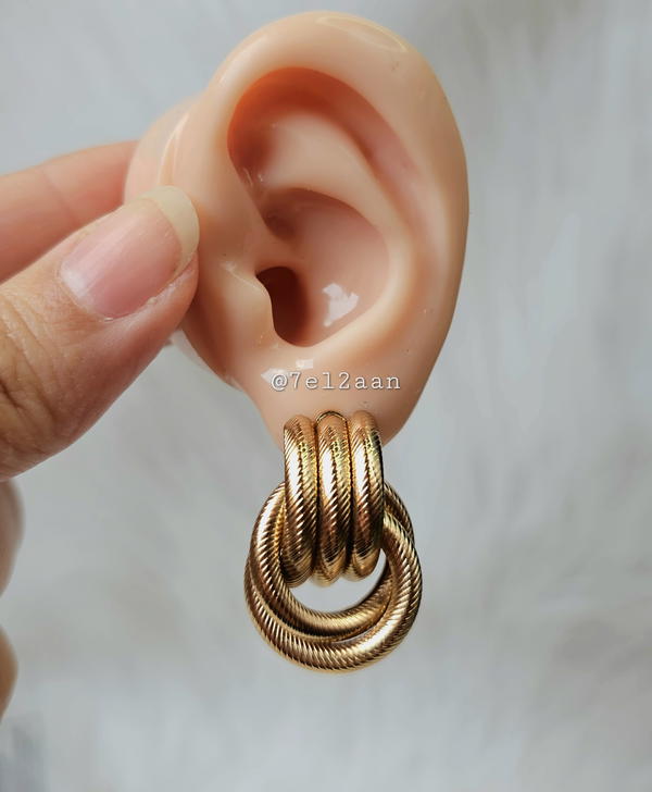 حلق بشكل هندسي()Rounded earring Image 2 Preview