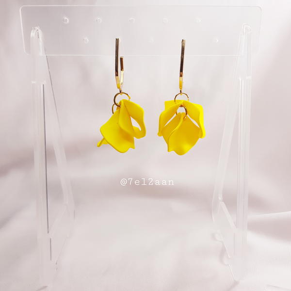 حلق ورق ورد (E12) flower petals earring Image 1 Preview