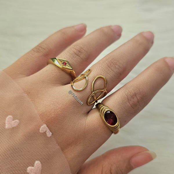 خاتم انيق بفص احمر داكن(R16) Royal red stone ring Image 3 Preview