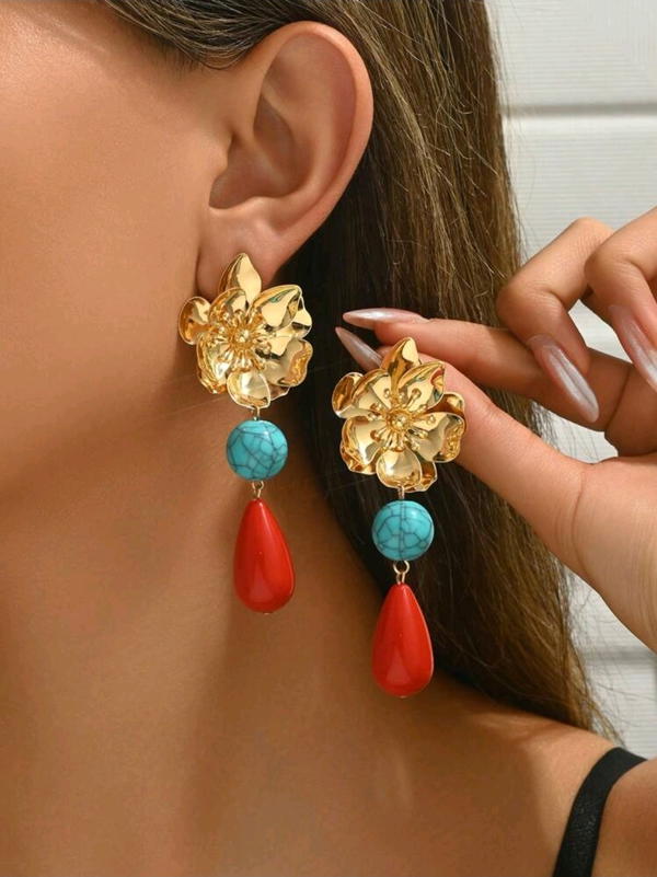 Golden Orchid and stone Earring(E91) حلق الأوركيد الذهبي و الأحجار Image 3 Preview