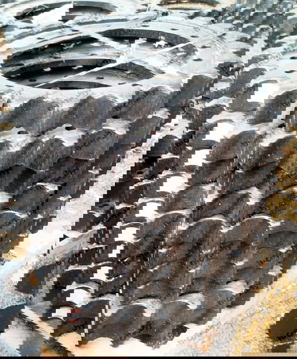 4S00538-تروس جنزير ZX200 Image 1 Preview