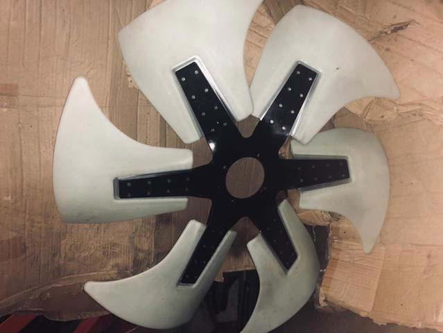 4640773- مروحة مكينةSC 470-6WG1-X2800-2، ZW250-5B، ZX670LC-5B، ZX670LCH-5B Preview Image