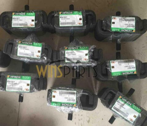 4709213-كرسي مكينة خلفي 4HK1 ZX200-3F  Image 1 Preview