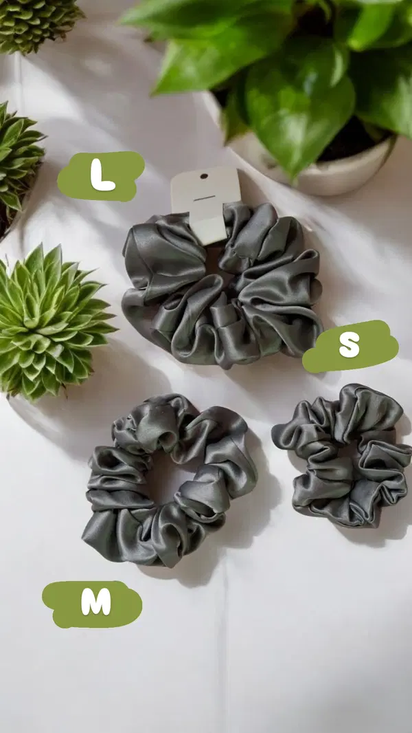 Large satin scrunchies  Image 1 Preview