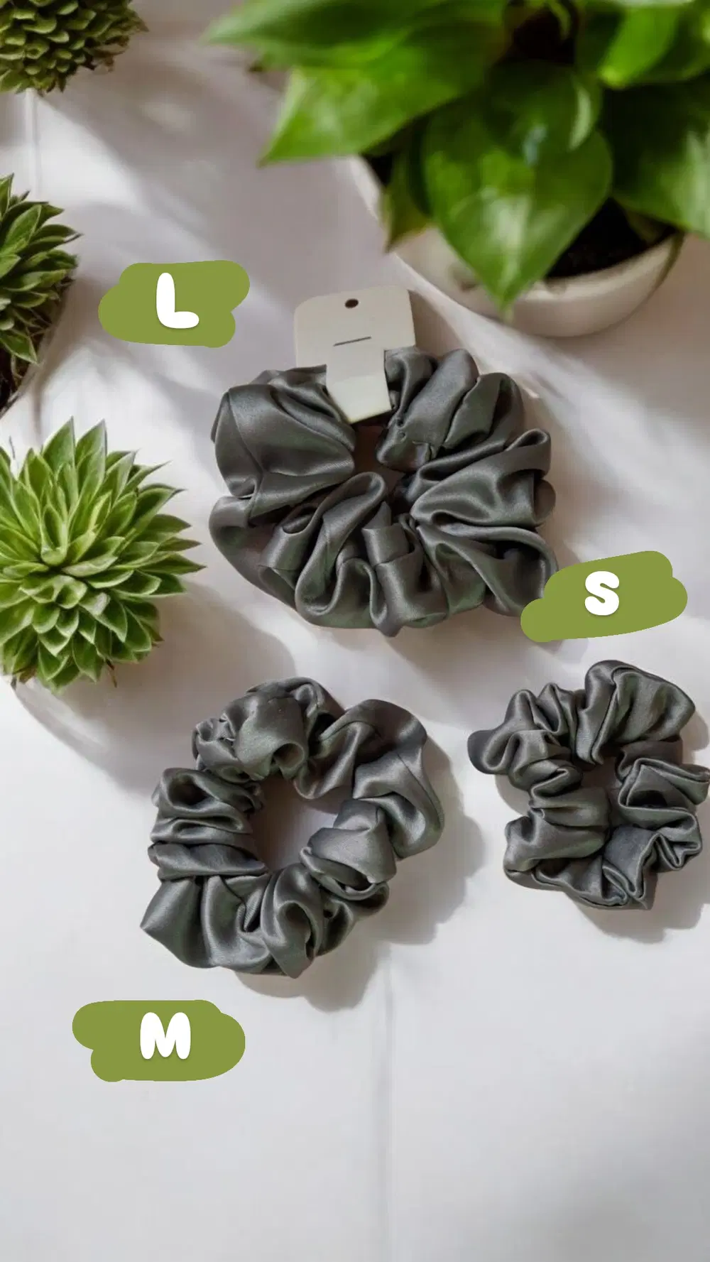 Large satin scrunchies Preview Image