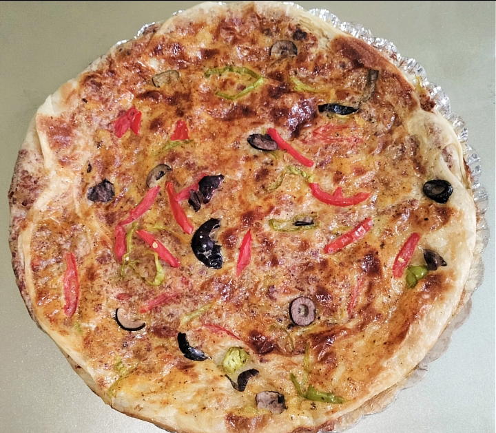 فطير شرقي بالسجق البلدي Preview Image