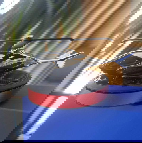 فواحه طائرة تعمل بالطاقه الشمسيه  Image 1 Preview