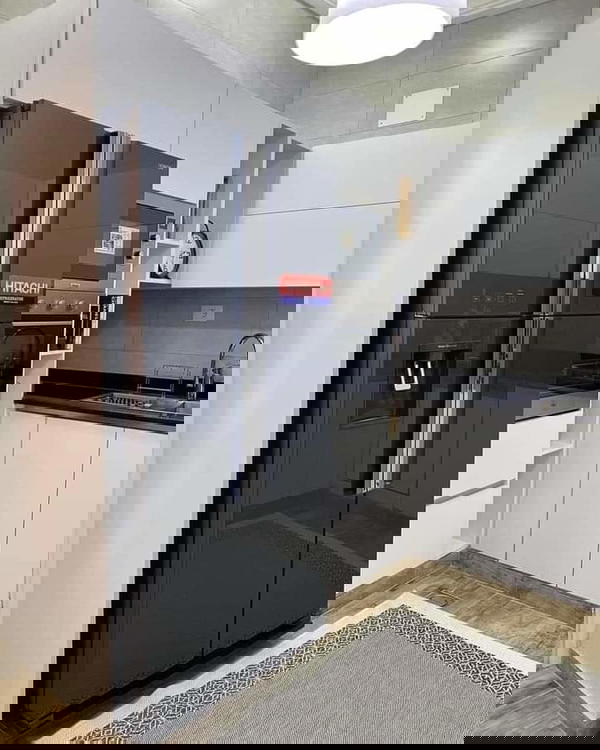 RW760PUK7GBK- هيتاشي ثلاجة ٤ باب زجاج اسود انفرتر 760 لتر Image 3 Preview