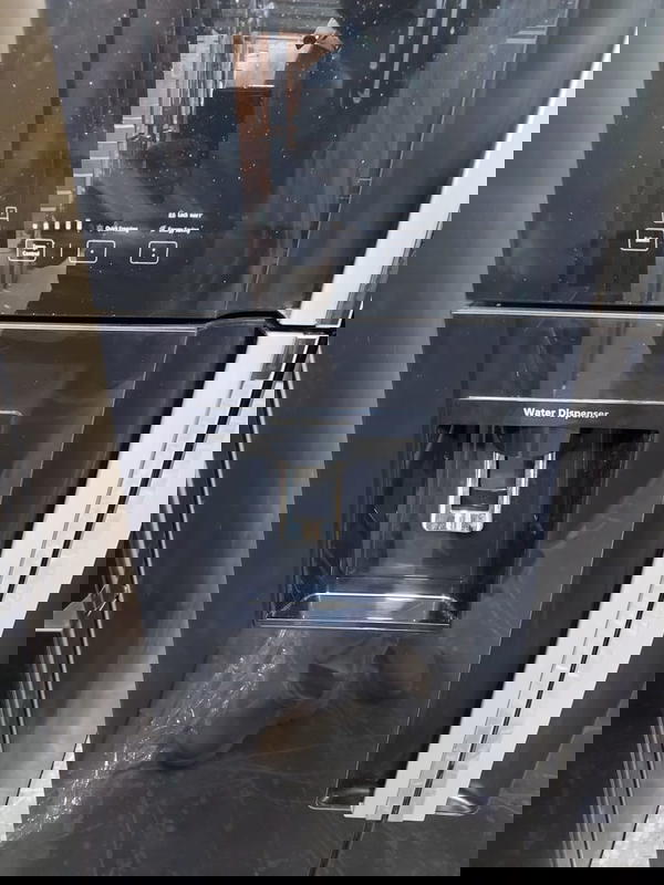 RW760PUK7GBK- هيتاشي ثلاجة ٤ باب زجاج اسود انفرتر 760 لتر Image 8 Preview