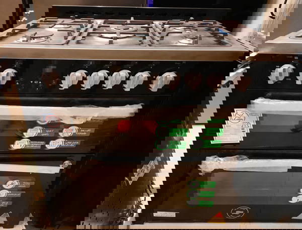 بوتجاز غاز يونيون اير Multi Cook Smart ديجيتال، 5 شعلة، 90 سم، اسود - C69SBGC383ITSFDVAL Image 3 Preview