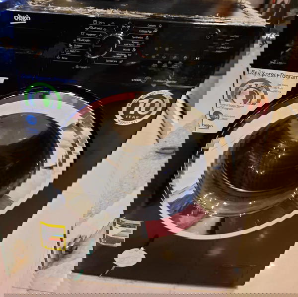 غساله بيكو 8كيلو اسود 1200لفة بخار انفرتر ديجيتال WTV8612XBCI Image 4 Preview