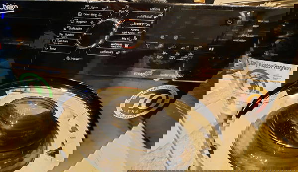 غساله بيكو 8كيلو اسود 1200لفة بخار انفرتر ديجيتال WTV8612XBCI Image 7 Preview