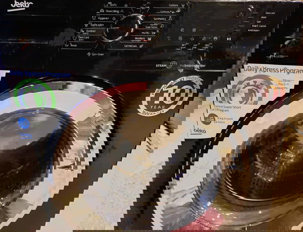 غساله بيكو 8كيلو اسود 1200لفة بخار انفرتر ديجيتال WTV8612XBCI Image 10 Preview