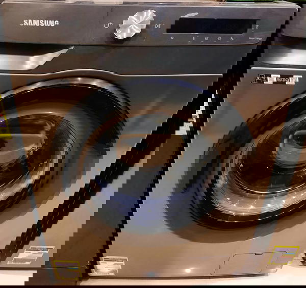 غسالة ملابس اوتوماتيك سامسونج، 9 كيلو، بموتور انفرتر، شاشة ديجيتال، 1400 لفة، WW90T4040CX1 - فضي داكن فرز تغليف بسبب الكرتونة  Image 4 Preview