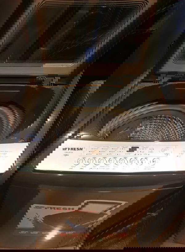 غسالة ملابس فوق اوتوماتيك فريش تحميل علوي 10 ك، ديجيتال، مضخة، سيلفر Image 4 Preview