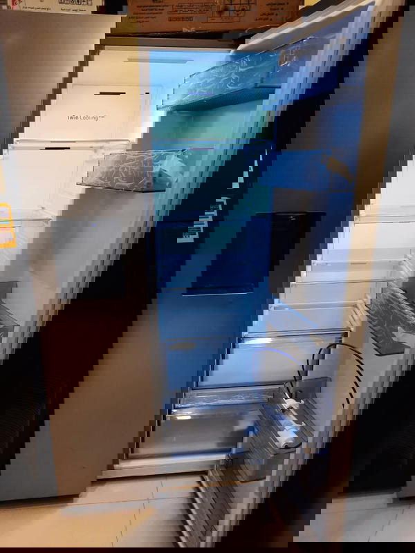 سامسونج ثلاجة سايد باي سايد 634 لتر بالحنفية انفرتر RS68A8820S9/MR Image 5 Preview