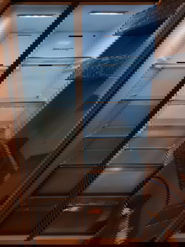 سامسونج ثلاجة سايد باي سايد 634 لتر بالحنفية انفرتر RS68A8820S9/MR Image 6 Preview