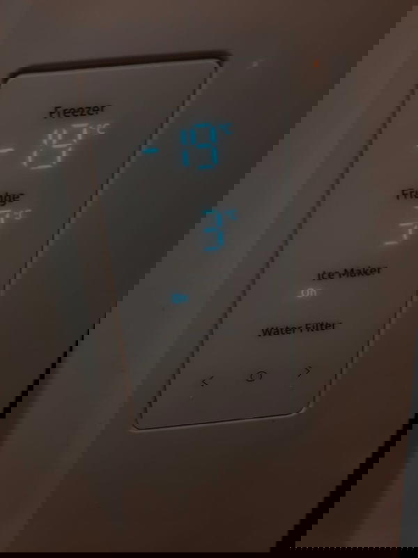 سامسونج ثلاجة سايد باي سايد 634 لتر بالحنفية انفرتر RS68A8820S9/MR Image 9 Preview