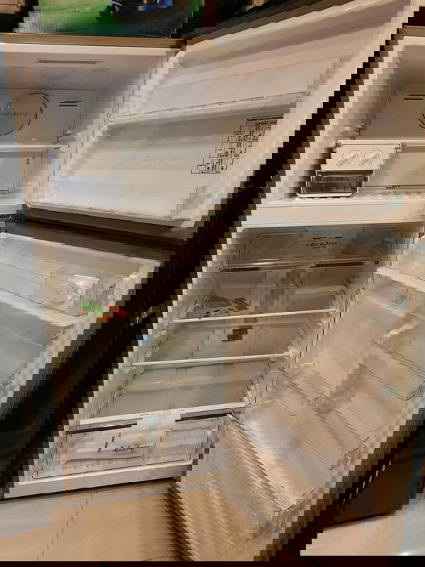 ثلاجة فريش 426 لتر- أستانلس ستيل بحنفية موديل: FNT-D540YT Image 4 Preview