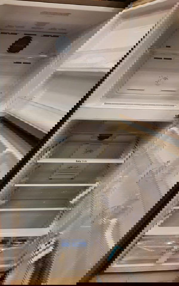 ثلاجة ساسونج 454 لتر  الفريزر العلوي RT46K6100S8 بنظام ™Twin Cooling Image 6 Preview