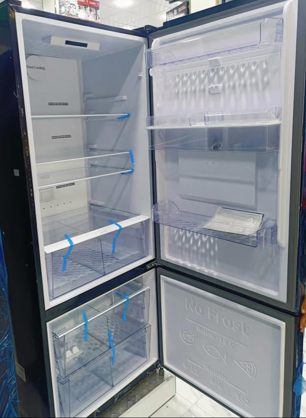 ثلاجة يونيون اير ، نوفروست ، 505 لتر ، شاشة ديجيتال تاتش ، بلوتوث ، مزود بحنفية ، باب زجاج اسود ، URN-700CLBLG1A-DTHRBWSM Image 5 Preview