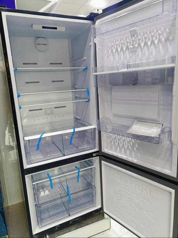 ثلاجة يونيون اير ، نوفروست ، 505 لتر ، شاشة ديجيتال تاتش ، بلوتوث ، مزود بحنفية ، باب زجاج اسود ، URN-700CLBLG1A-DTHRBWSM Image 6 Preview