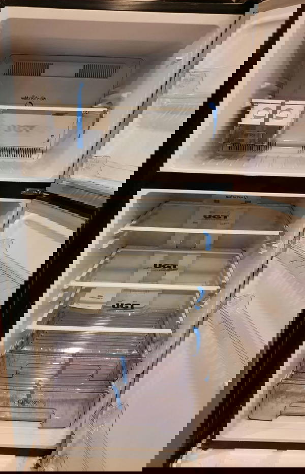 ثلاجة يونيون اير545 لتر ICOOL زجاج اسود ديجتال -URN650D  Image 4 Preview