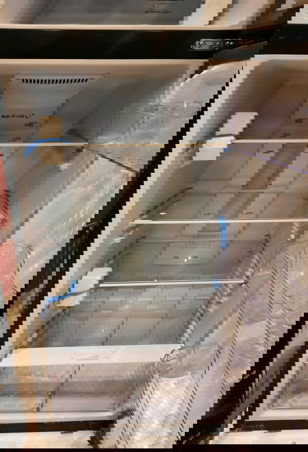 ثلاجة يونيون اير مودرن سجنتشر 370لتر- نوفروست – ديجيتال – زجاج مرايا– URN440 Image 5 Preview