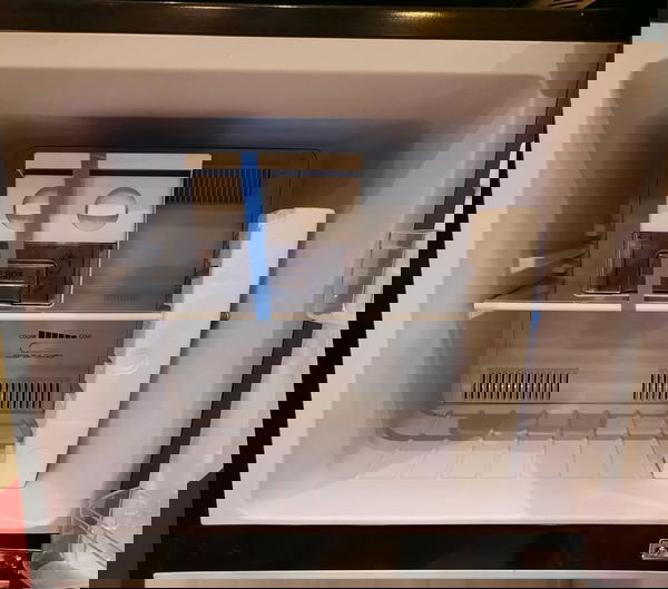 ثلاجة يونيون اير مودرن سجنتشر 370لتر- نوفروست – ديجيتال – زجاج مرايا– URN440 Image 6 Preview