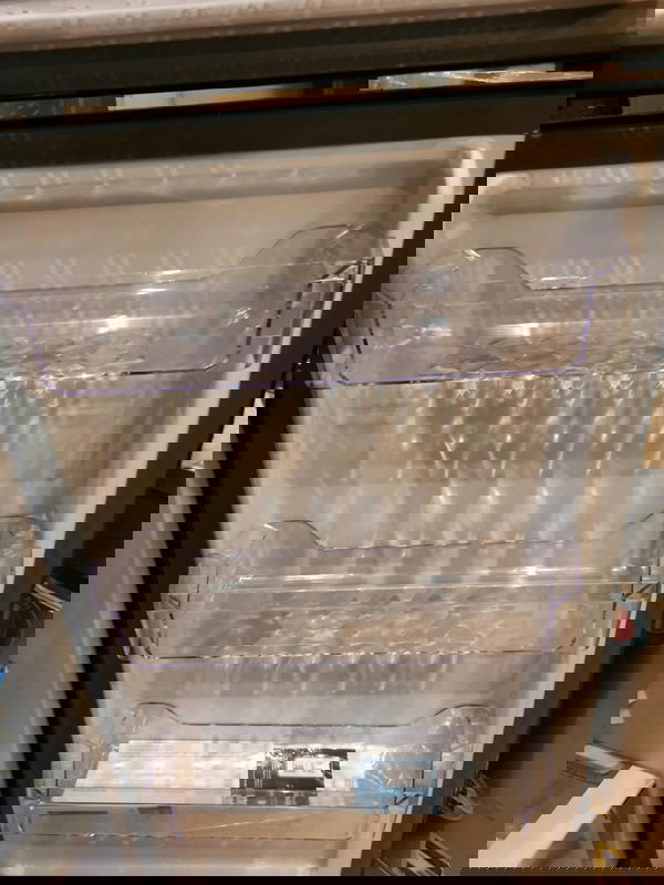 ثلاجة يونيون اير مودرن سجنتشر 370لتر- نوفروست – ديجيتال – زجاج مرايا– URN440 Image 7 Preview