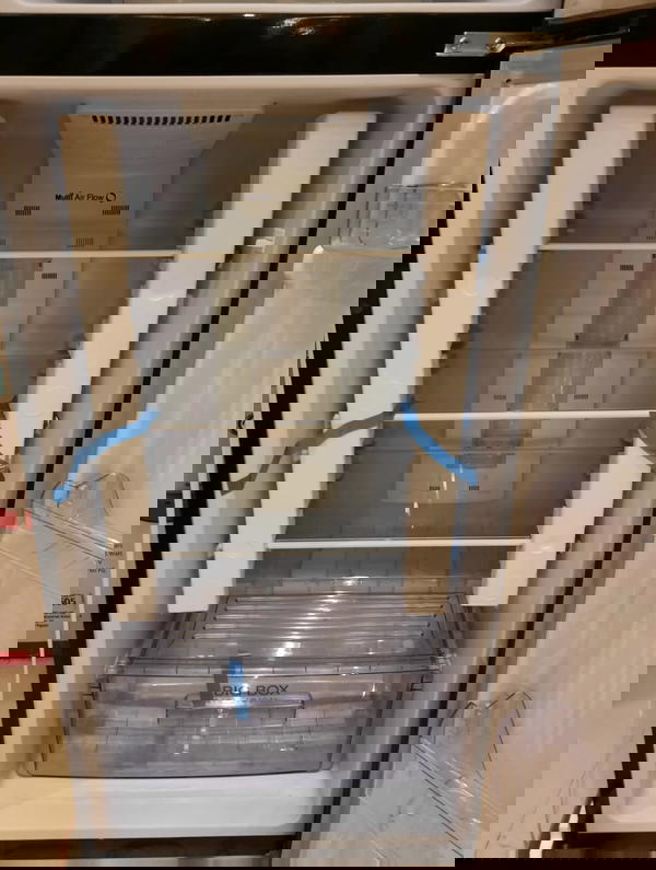 ثلاجة يونيون اير سوبرتك 370 لتر نوفروست ديجيتال انفرتر زجاج اسود URN-440 Image 6 Preview