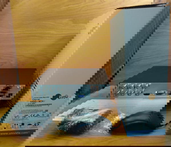 8 مخرج 2 ميجا DVR ضمان UNV  Image 1 Preview